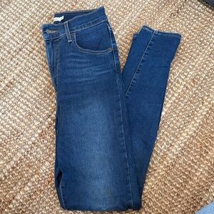 Levi's Women's Classic Blue Skinny Jeans